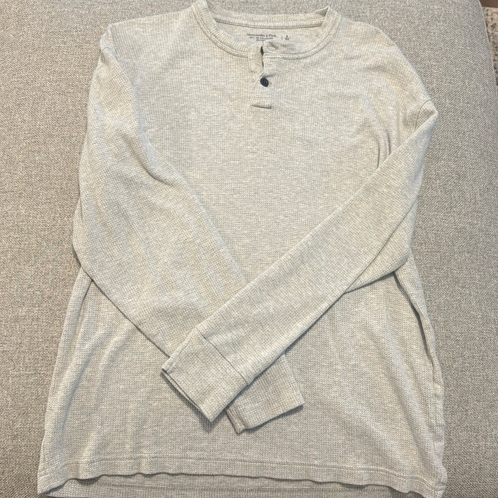 Abercrombie & Fitch Men's Long Sleeve Henley - Light Gray